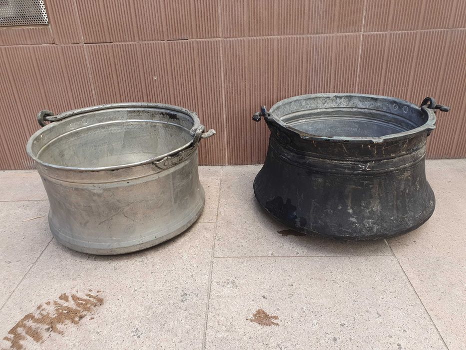 Старинни медни котли