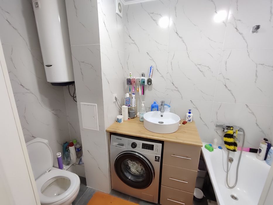 Продается 4-комн (6-85, 1 эт)