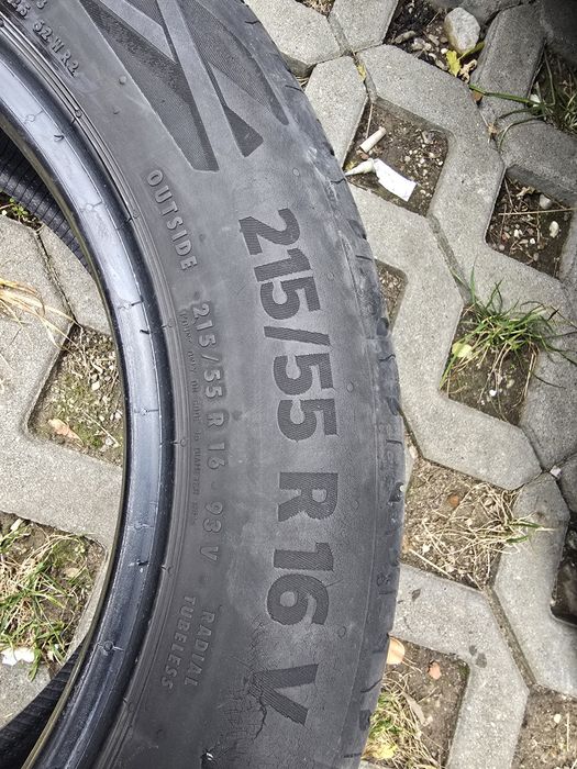 Vând 4 Anvelope Vara Continental 215 55 r16 94v