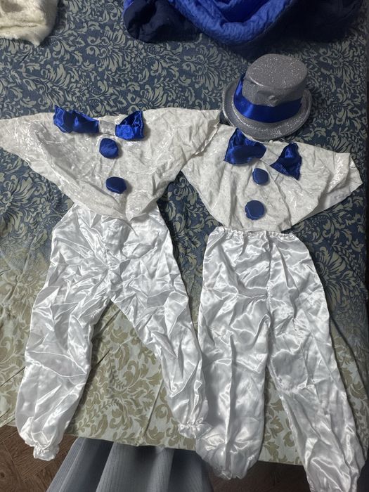 Новогодные разные костюмы