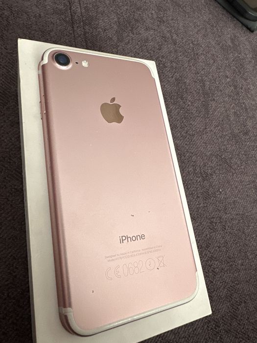 Смартфон IPhone 7 32Gb