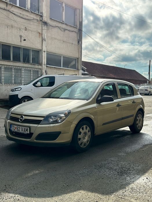 Opel Astra H   1.6 benzina