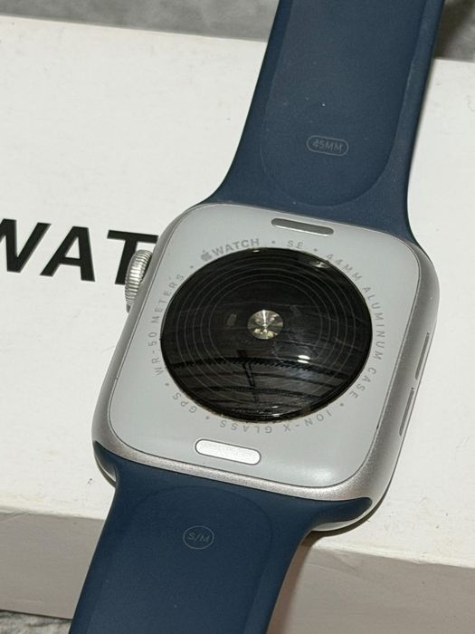Часы Apple Watch SE 2 44MM