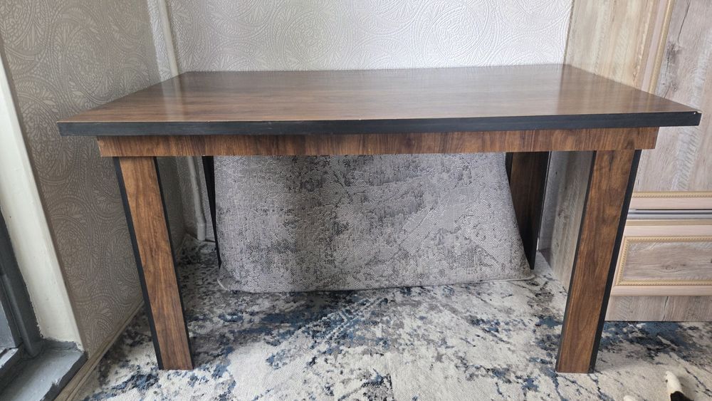 Стол в стиле лофт