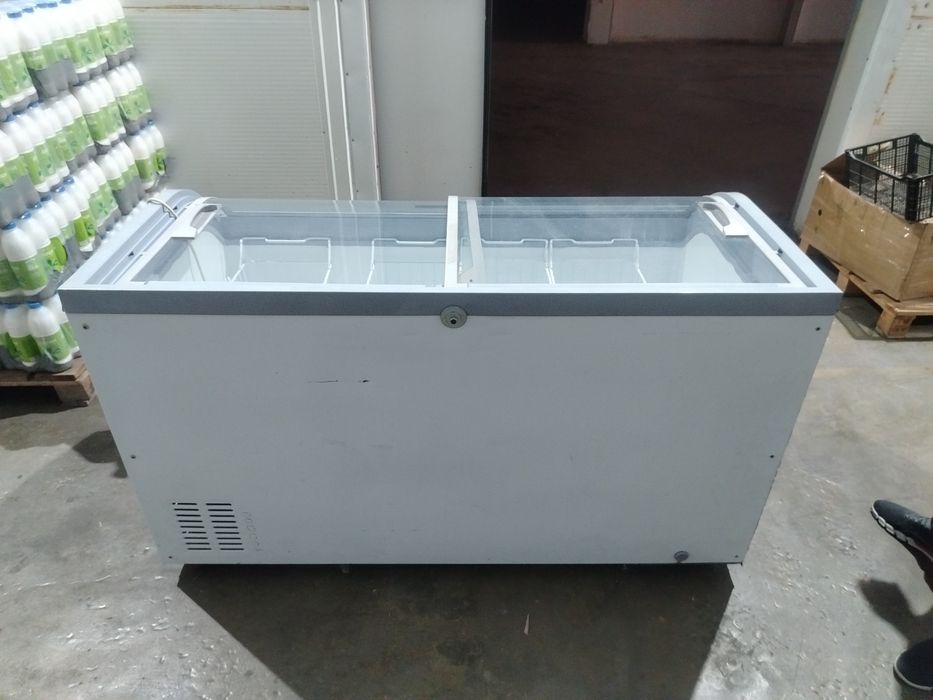 Холодильник под мороженое