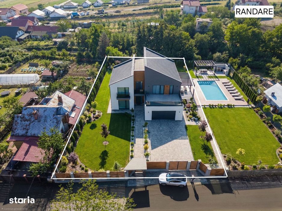 Casa la rosu cu autorizatie valabila in Hemeius - Fantanele