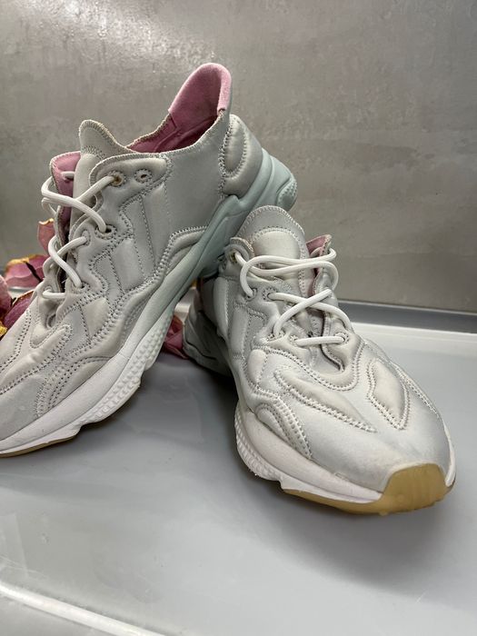 Adidas Ozweego Tech Дамски маратонки