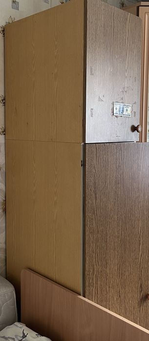 Продам шкаф пенал