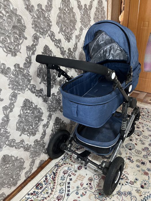 Продам коляску как новая