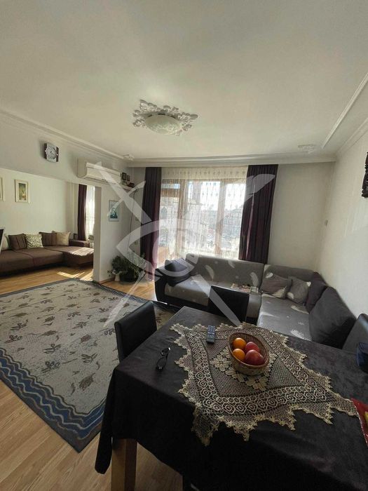 Продава се Къща в Айтос - 180 кв.м за 1667 €/кв.м - Снимка #1