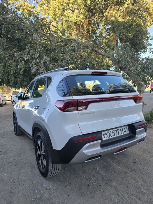 Kia sonet 3chi pozitsiyasi