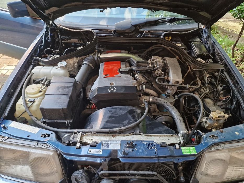 Мерцедес 124 КУПЕ