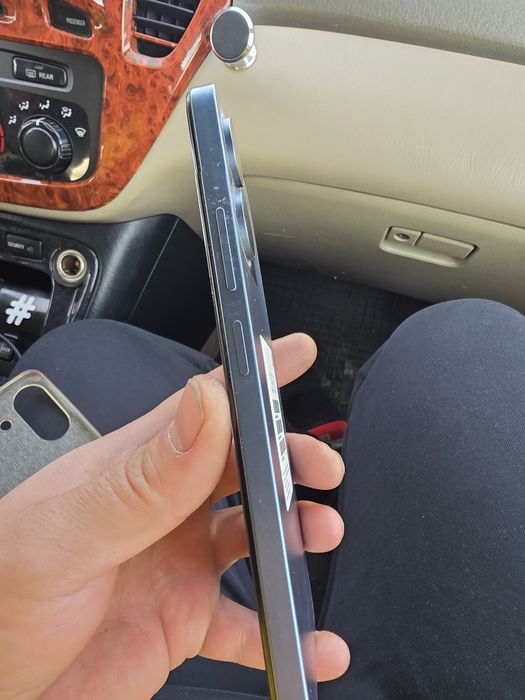 Срочно продам телефон