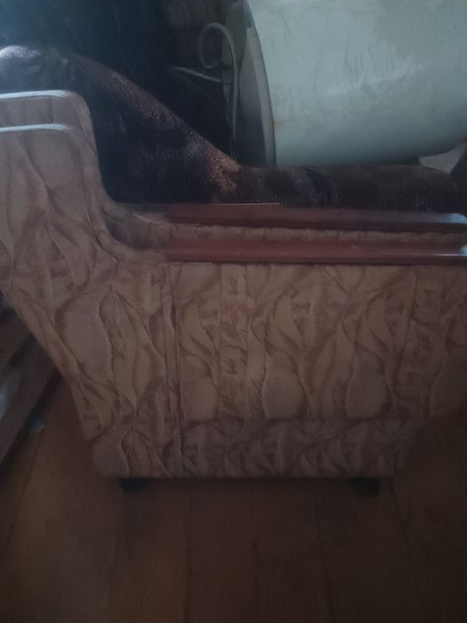 Продам шкаф/шифонер