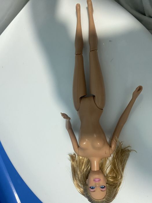 Продаються куклы барби