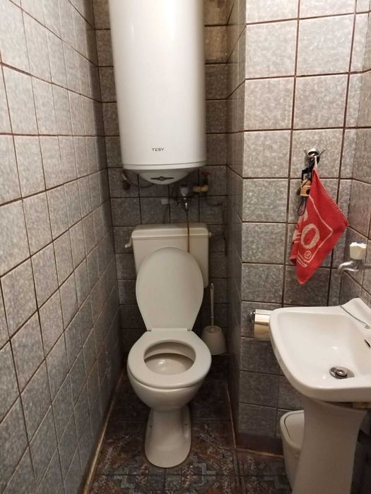 Дава се под наем Тристаен апартамент в Варна, Завод Дружба - 96 кв.м за 488.58 € - Снимка #7