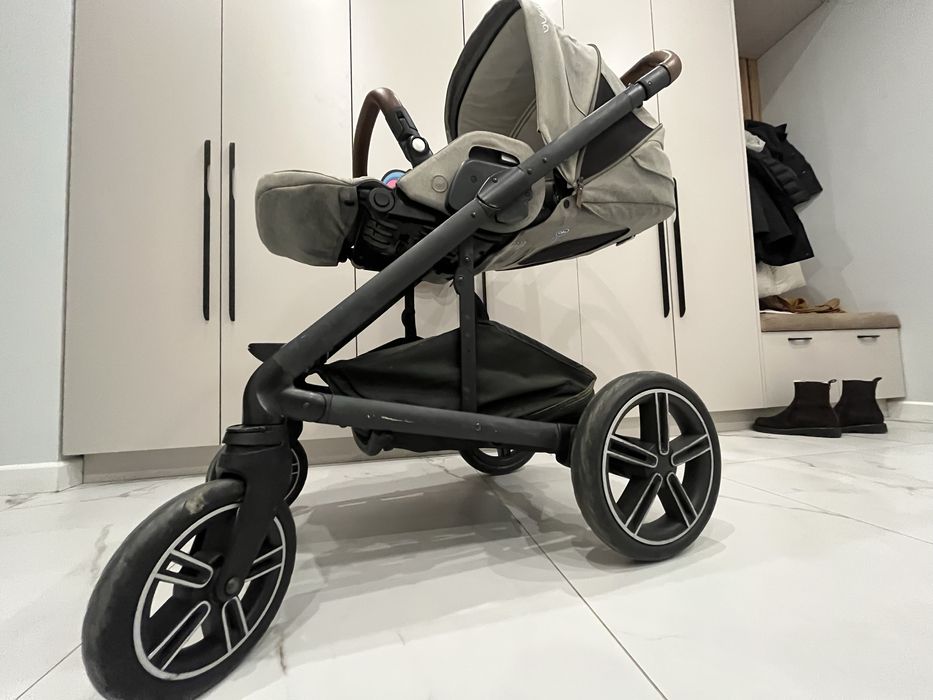 Детская коляска NUNA