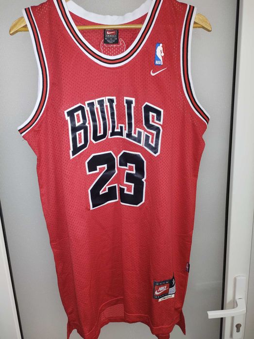 Maieu de basket NBA marca Nike cu Chicago Bulls, #23 Jordan (Sz XL)