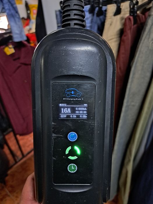 Încărcător auto electric