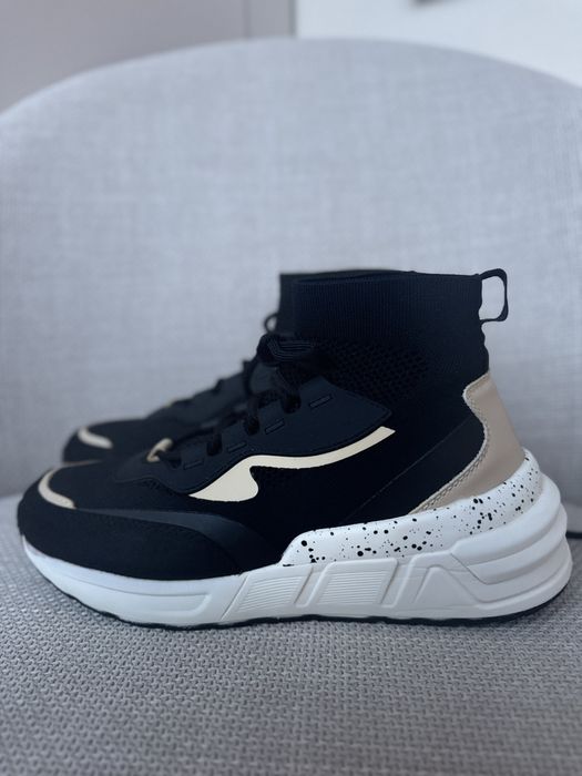 Спортни обувки Zara