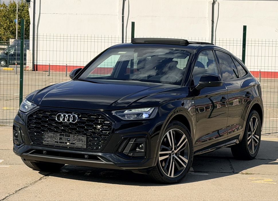 Audi Q5 Coupe / 2022/ Facelift / Sline plus/ Matrix