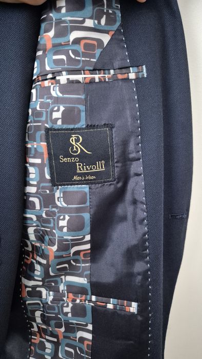 Costum bleumarin, mărimea 46, 3 piese