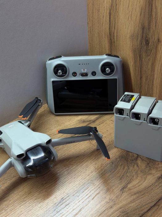 Дрон DJI Mini 3
