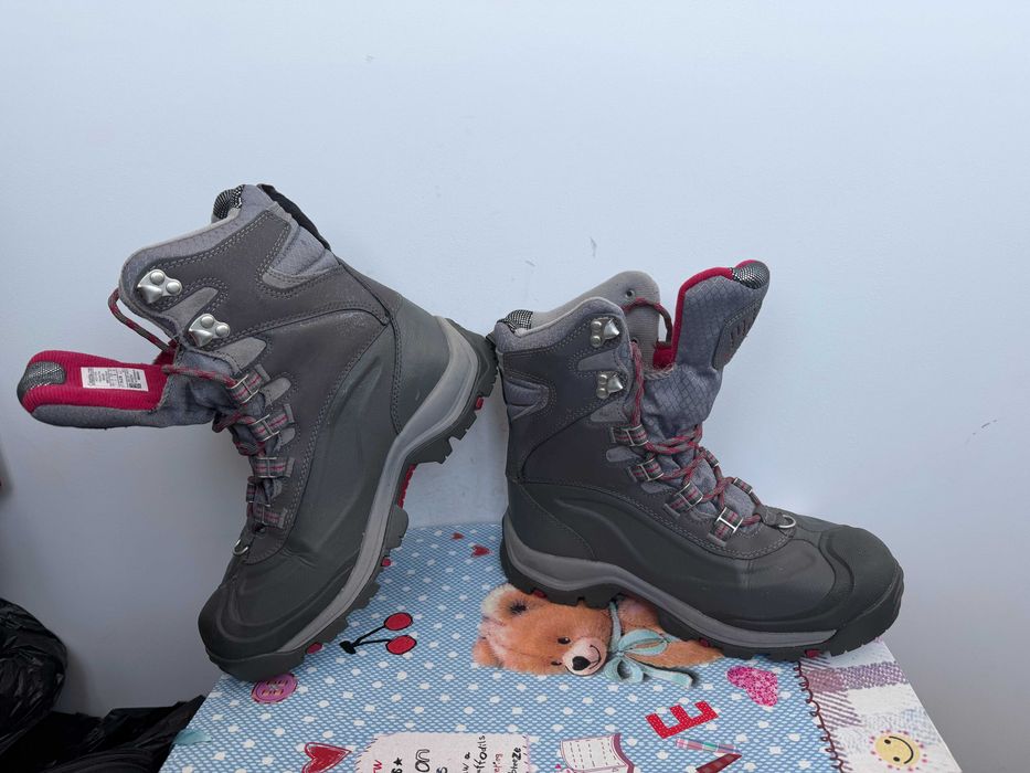 Columbia Bugaboot Omni Tech III XTM''оригинални зимни боти 38 номер