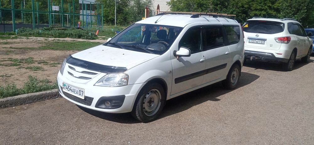 Продам Ларгус газ-бензин 7 местный