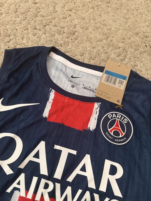 Bustiera paris noua