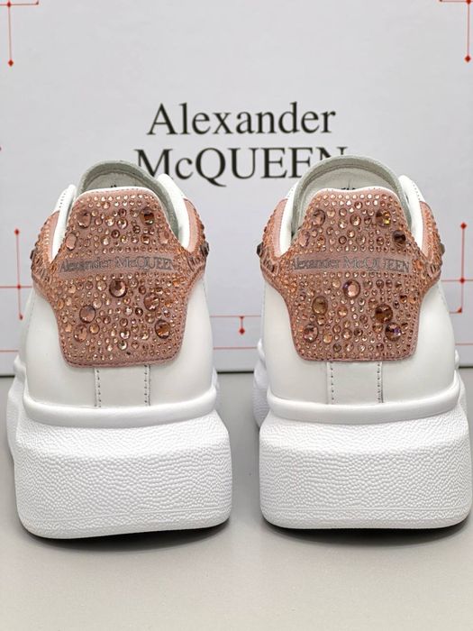 Alexander McQueen Dama