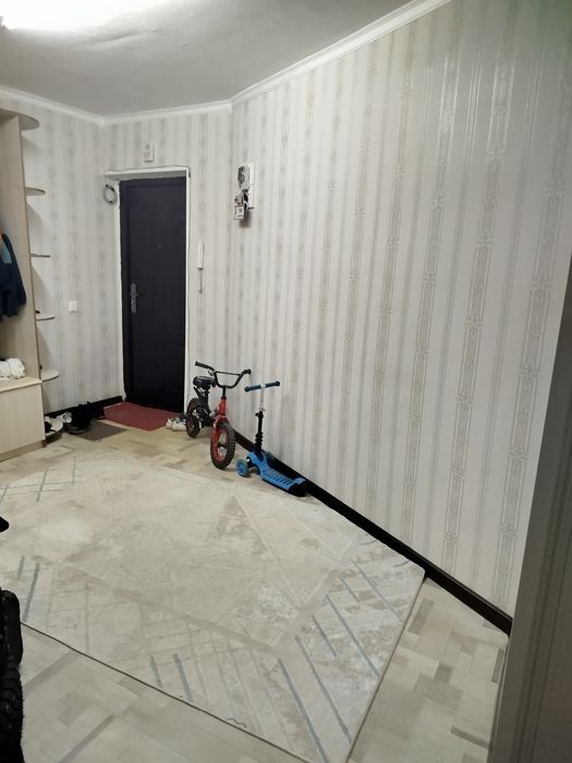 Продам квартиру  жарык жылы