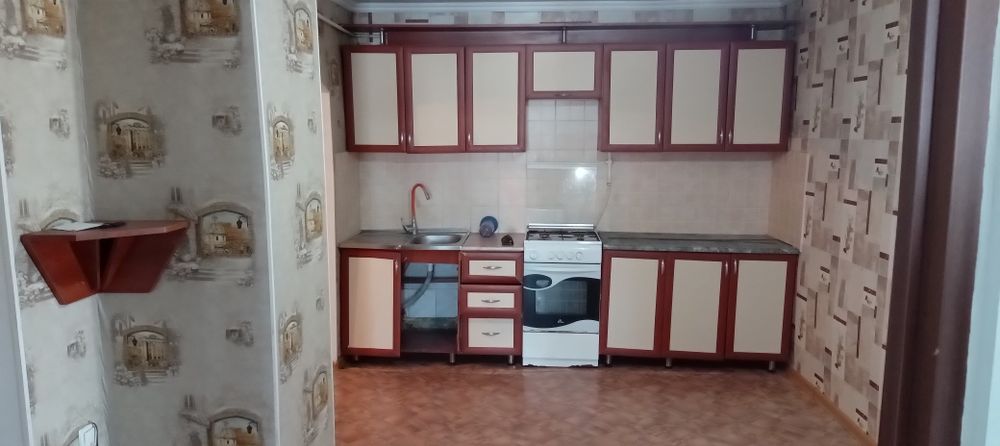 4 комнатная квартира 100кв²