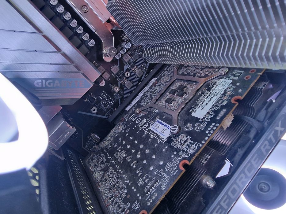 Core i7, 32gb ram, rtx 3050
