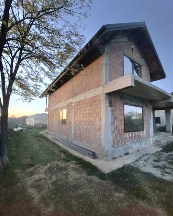 Vând vilă Varlaam Adunații Copăceni Giurgiu