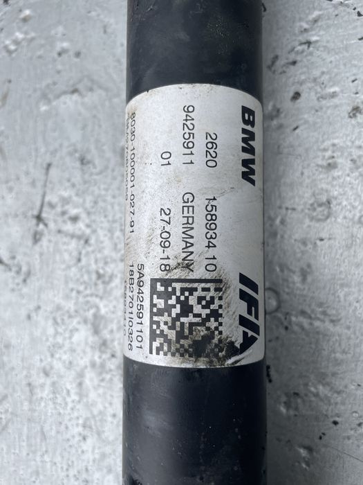 Преден кардан БМВ Г30/ Г31 (kardan bmw g30)