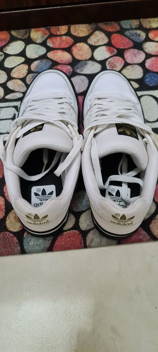 Adidasi Marca Adidas ST