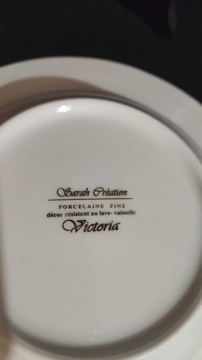 Френски дълбоки чинии от фин порцелан