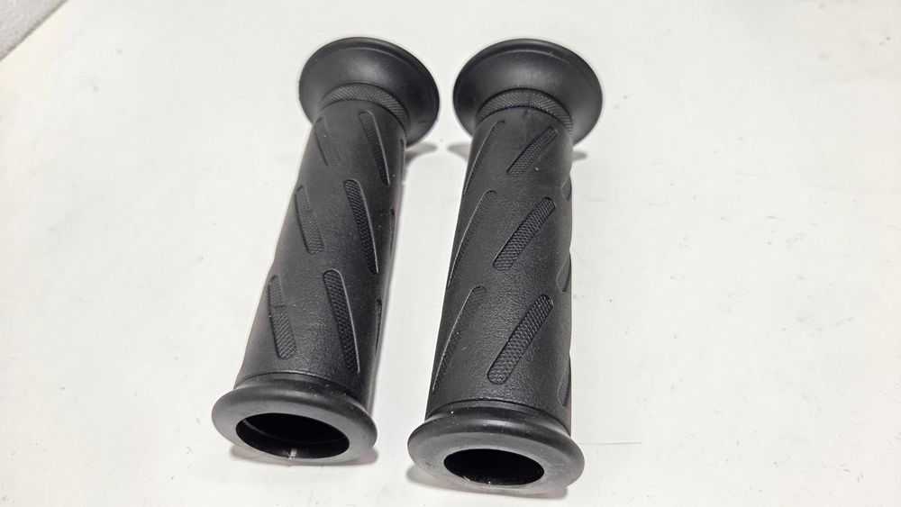 Toba originala Suzuki Vstrom 650 prima generatie