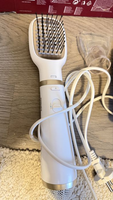 Perie aer cald Philips
