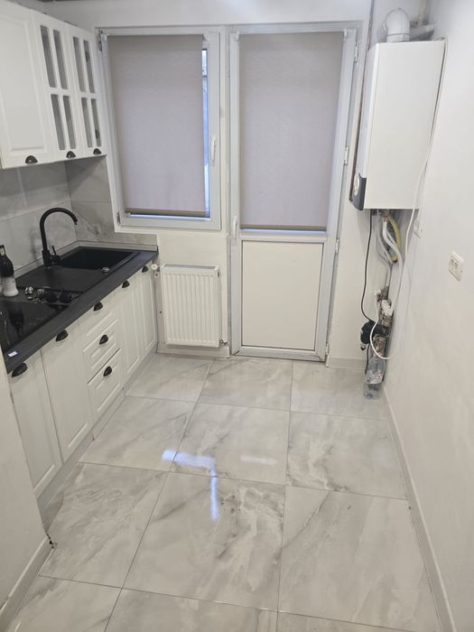 Inchiriez apartament nou zona liceu agricol