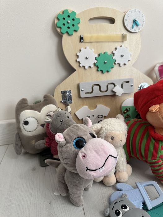 Лот бебешки играчки