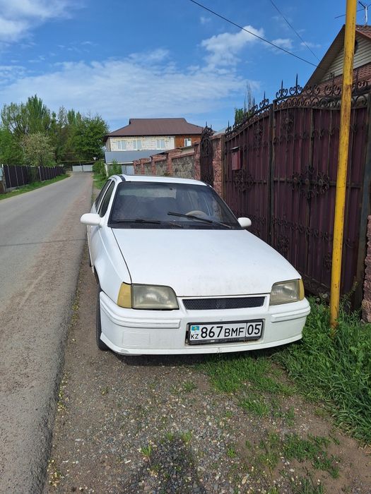 Срочно продам машину дейво рейсер