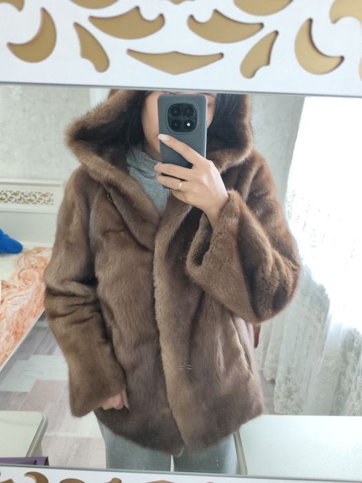 Продаю норковую шубу