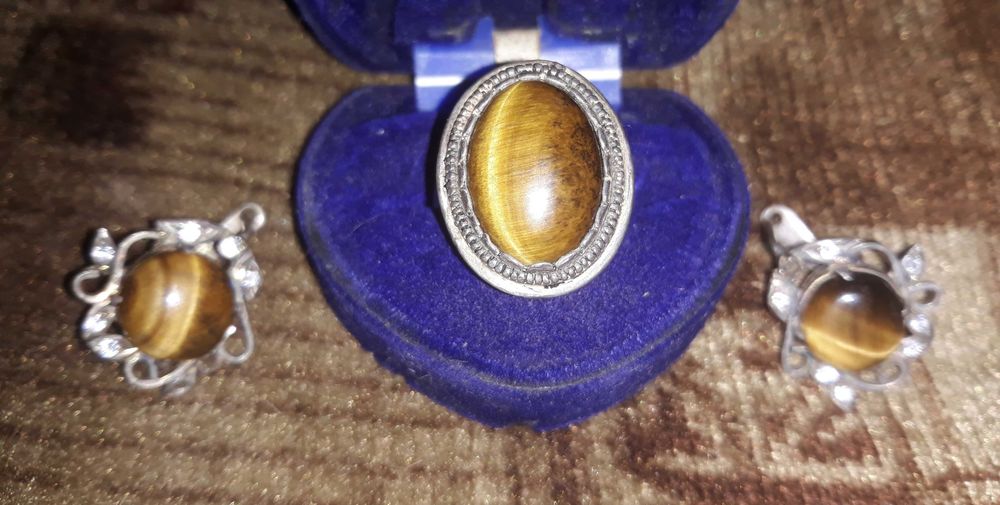 Серебряные кольцо и серьги 925