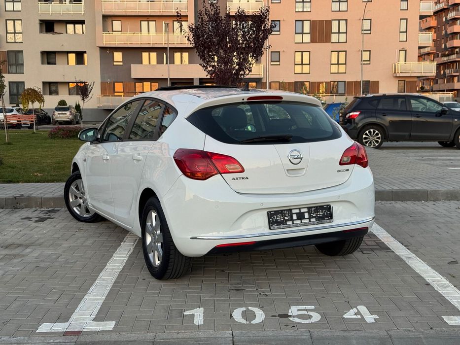 Opel Astra J Euro 6 2015 1.6 Diesel Import Germania