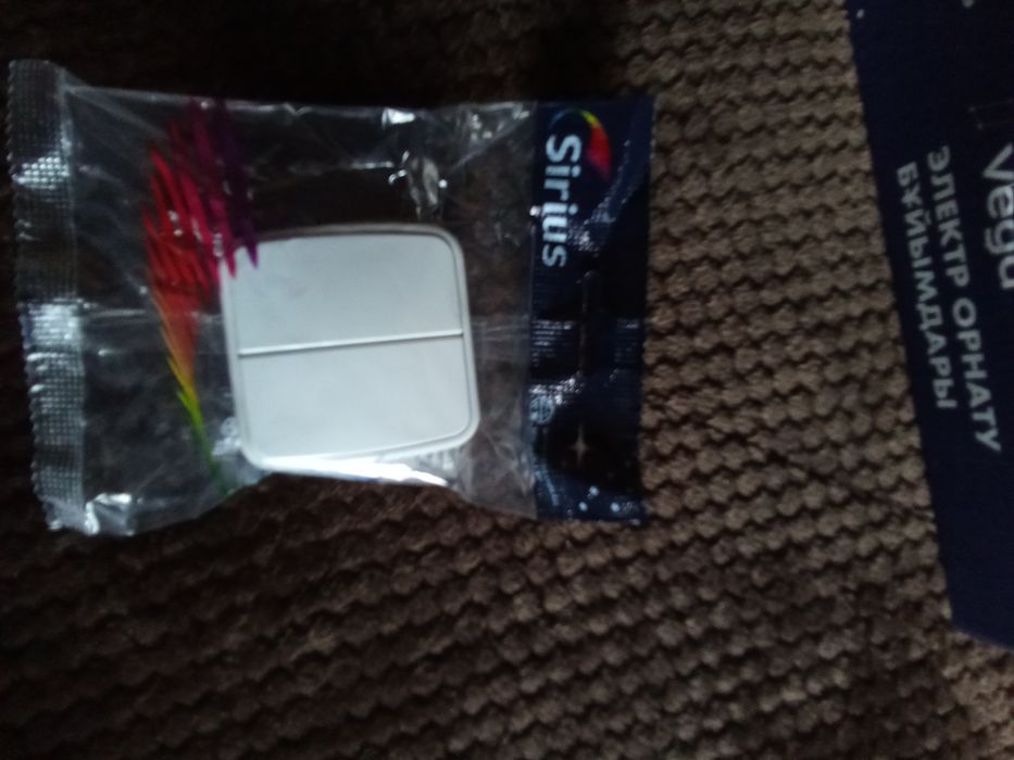 Продам новые выключатели