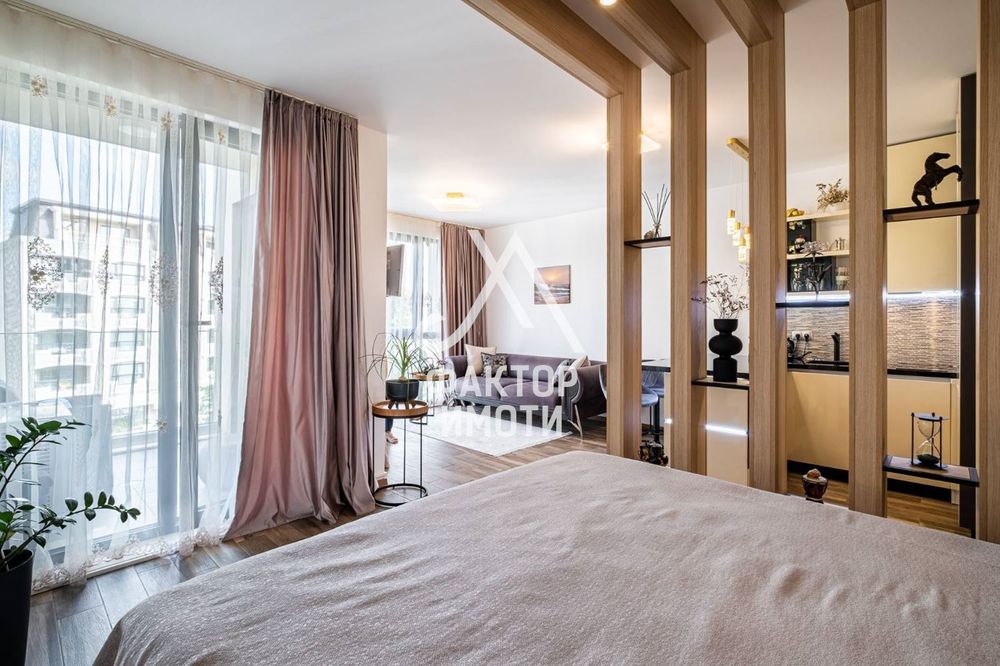 1-стаен в Варна, област-к.к. Св.Св. Константин и Елена площ 54 цена 2