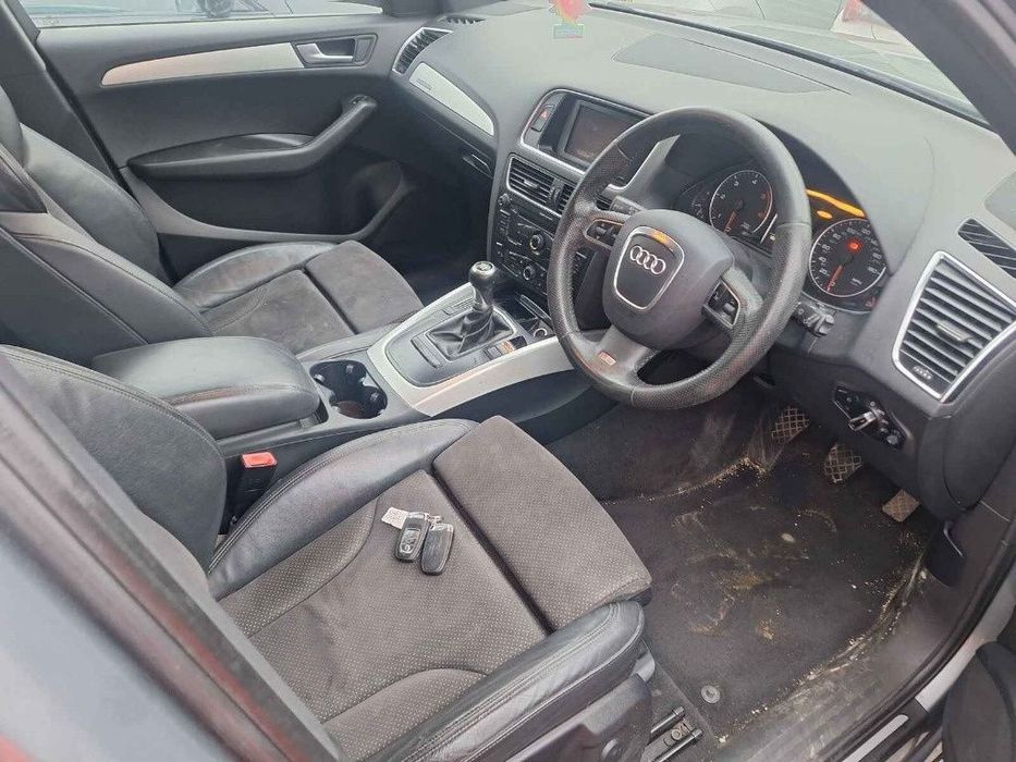 Cotiera Audi Q5 2011 SUV 2.0 CJCA