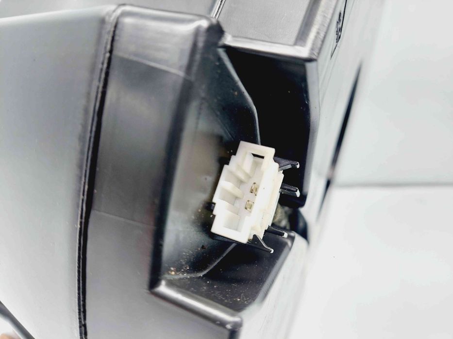 Subwoofer Audi Q5 (8RB) [Fabr 2008-2016] S-line 8R0035382